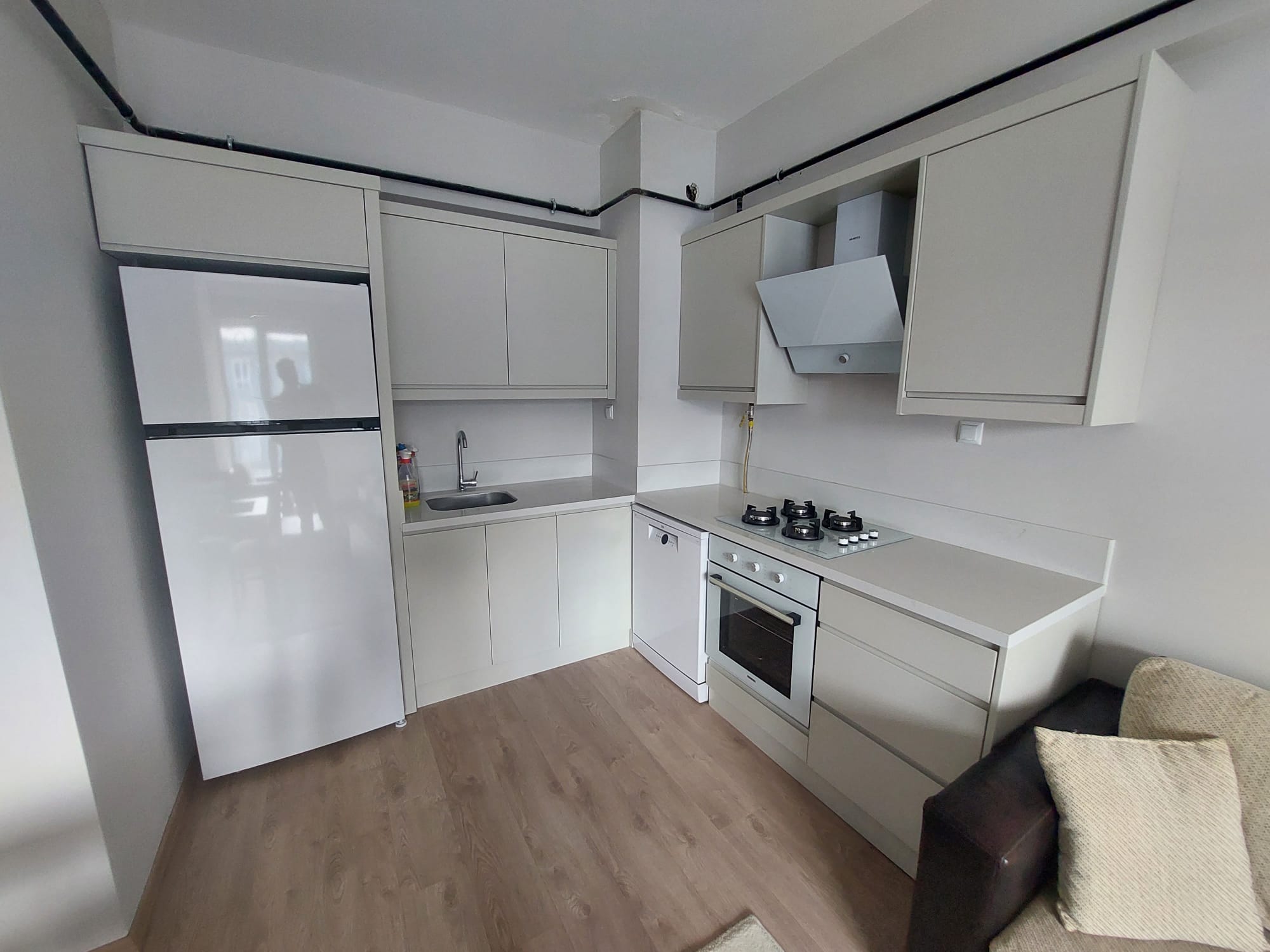 TURNASUYU-CUM.MAH SINIRINDA SATILIK EŞYALI 1+1 DAİRE